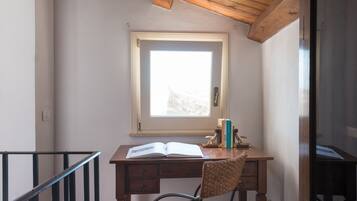 Apartment, 2 Bedrooms, Terrace | Room amenity