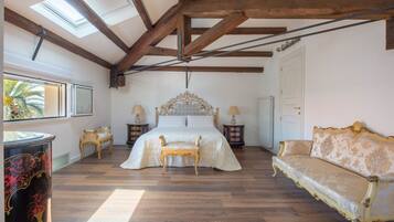 Vierbettzimmer, 1 Schlafzimmer (Oro) | Minibar, kostenloses WLAN, Bettwäsche