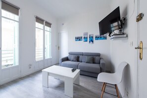 Fernseher