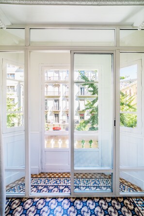 Family Apartment, 6 Bedrooms, Non Smoking, 2 Bathrooms | Blackout drapes, iron/ironing board, free WiFi, bed sheets - Welcomer Apartments Granada Gran Vía (Granada)