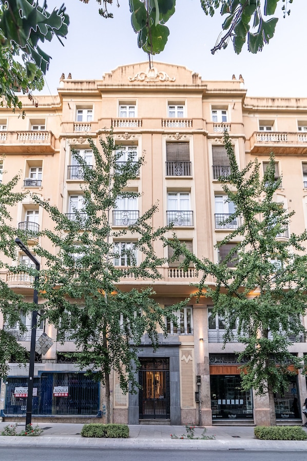 Exterior - Welcomer Apartments Granada Gran Vía (Granada)