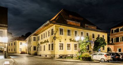Alte Poststation Goldener Hirsch