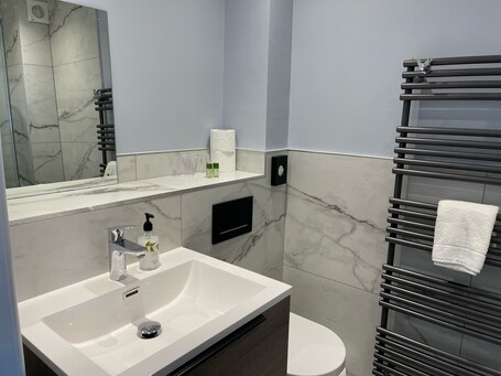 The Shelbourne - Image 53