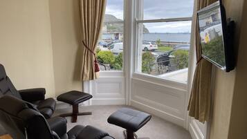 Individually furnished, iron/ironing board, bed sheets