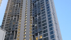 Unclassified image, 3 of 14, button - Robertson Residence By Iriana Suites (Kuala Lumpur)