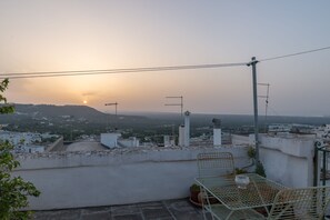Terrace/patio - Vintage Loft with Terrace by Wonderful Italy (Ostuni)