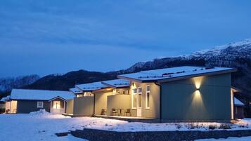 Apartment, 1 Bedroom, Garden View (Cleaning, bed linen & towels not incl) | 2 bedrooms, free WiFi, bed sheets