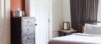 The Edge: Double King Bedroom Suite