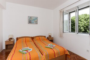 Apartment (Two Bedroom Apartment with Terrace) | 3 bedrooms, iron/ironing board, cots/infant beds, free WiFi