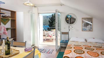 Lits bébé (gratuits), Wi-Fi gratuit, draps fournis