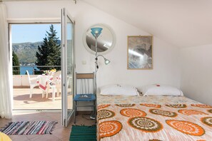 Cunas gratuitas, wifi gratis y ropa de cama 