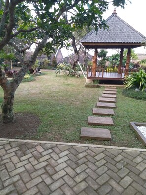 Garden - Villa Masbro (Batu)