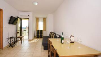 Appartement (Apartments Äiovo - Comfort One Bedro) | Salle de sĂ©jour | TĂ©lĂ©vision Ă Ă©cran plat