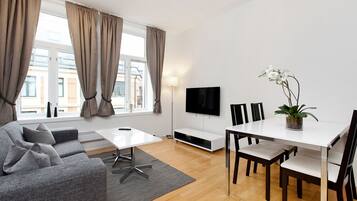 Leilighet, 1 soverom | Oppholdsrom | Plasma-TV