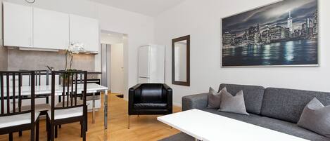 Appartement, 1 slaapkamer | Woonruimte | Plasmatelevisie