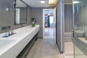 Cribs/infant beds - Deniz Boutique Hotel (Konyaalti)