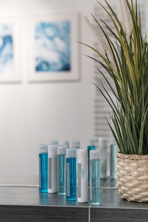 Family Apartment | Bathroom