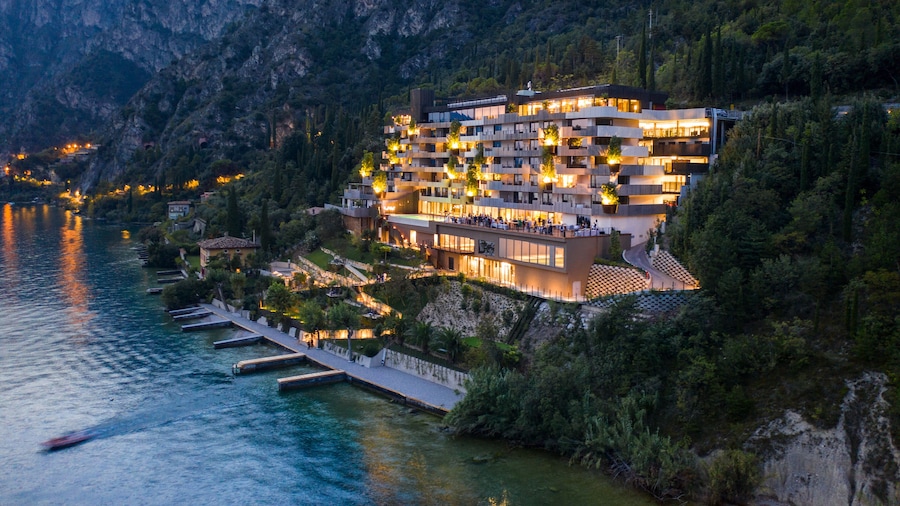 EALA My Lakeside Dream – Adults Only