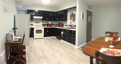 Manger 6- We'll leave the star on for you!