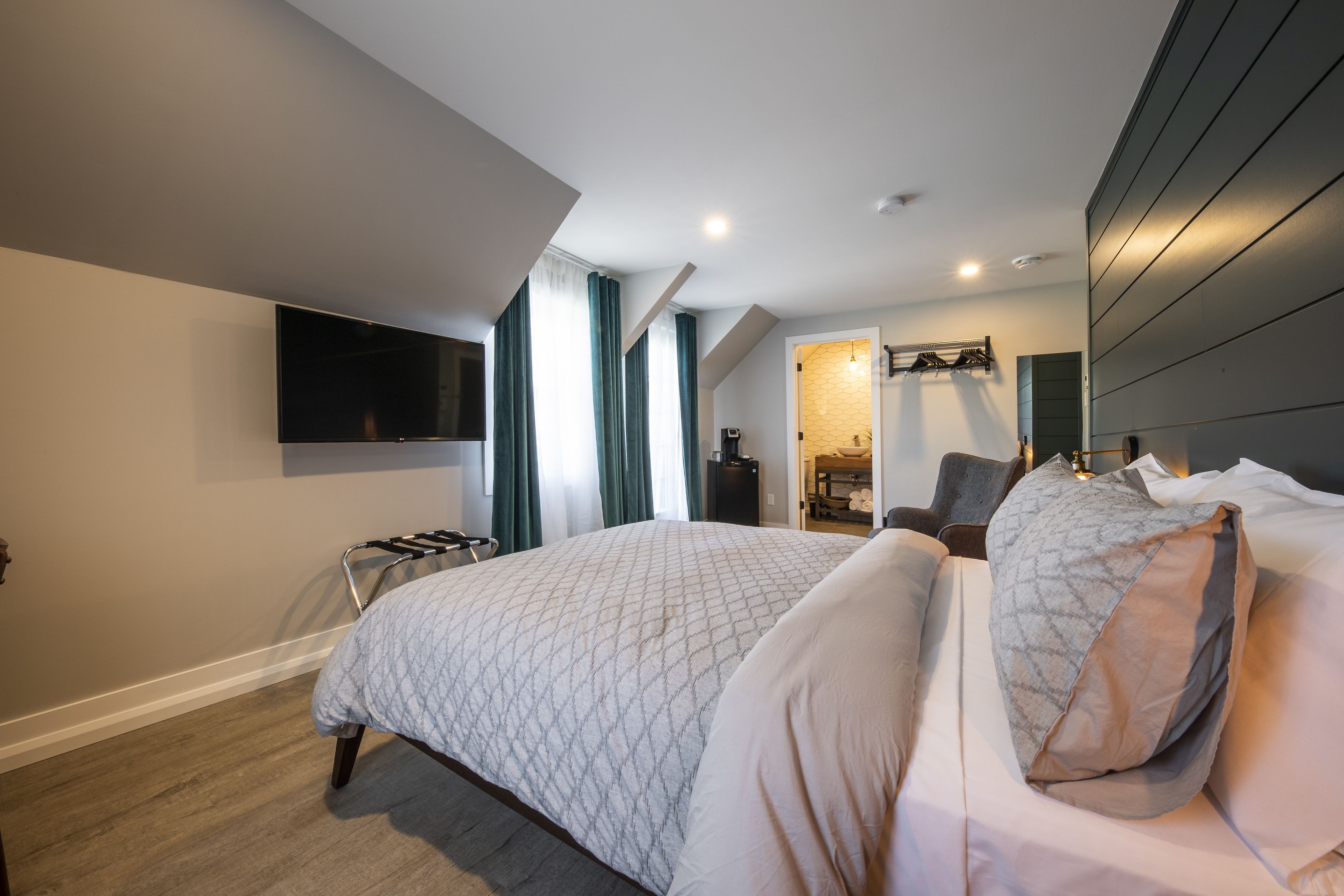 superior room, balcony | 1 bedroom, premium bedding, in-room safe, blackout curtains