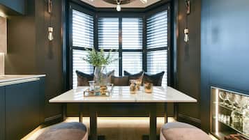 Appartement Classique | Restauration dans la chambre