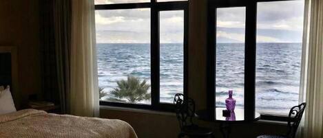 Habitació exclusiva, vistes al mar | Roba de llit d'alta qualitat i cobrellits