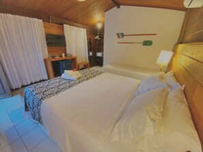 Minibar, caja de seguridad en la habitación y cortinas blackout 