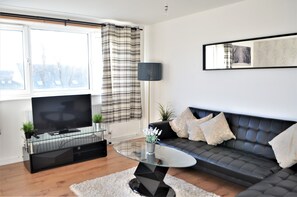 Flat-screen TV - Stratford by Servprop (London)