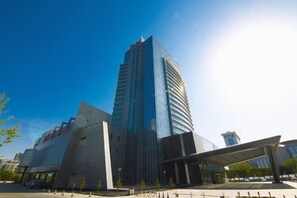 Exterior - Henghe Huaxing Hotel (Shihezi)