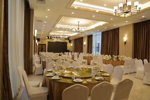 Restaurant - Henghe Huaxing Hotel (Shihezi)