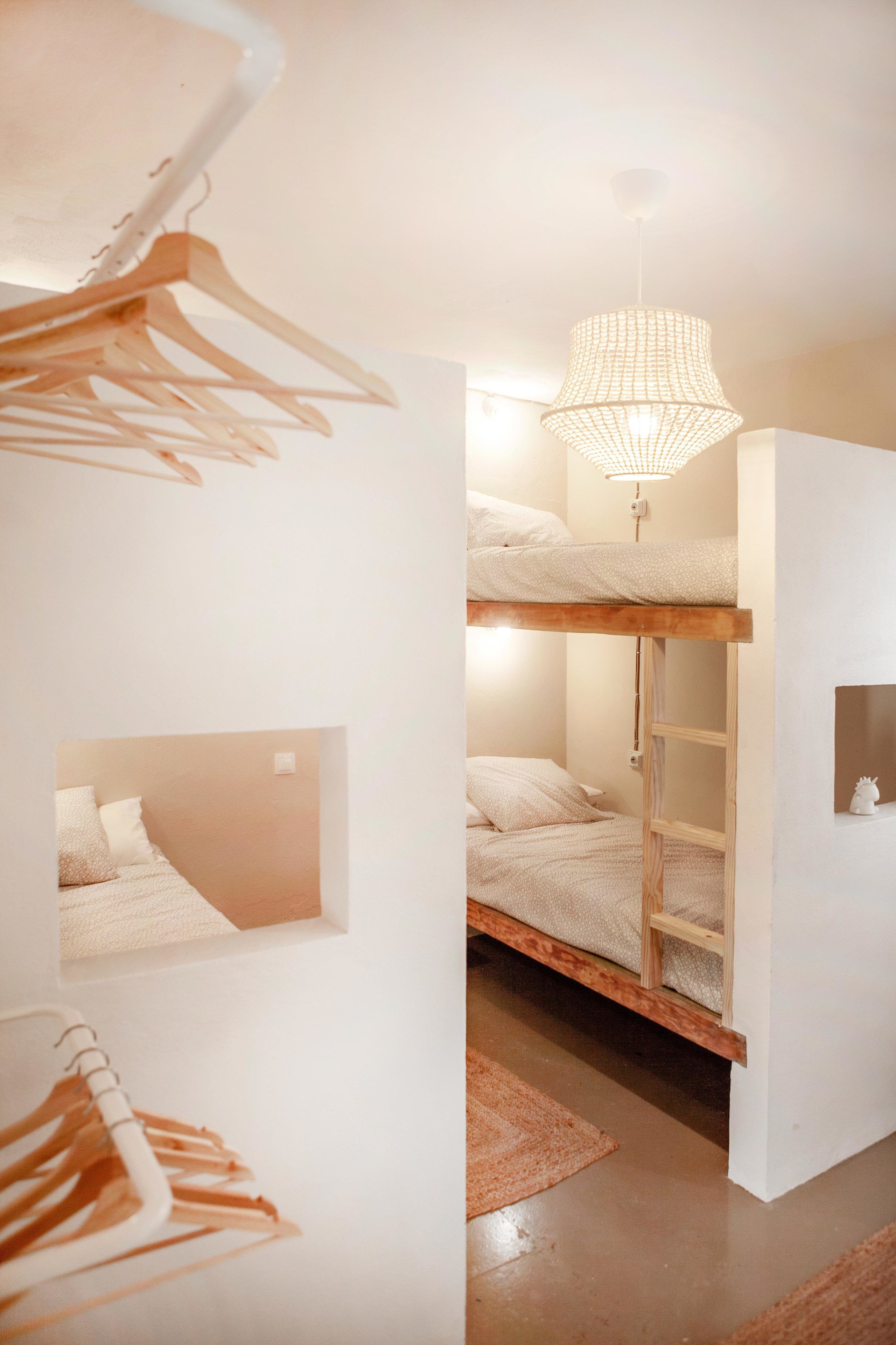 Dormitori compartit, dormitori mixt, bany privat (1 bed in 6 Bed Dorm) | Wifi gratuïta i roba de llit 