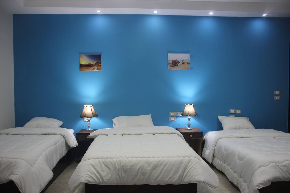 Minibar, in-room safe, iron/ironing board, free WiFi