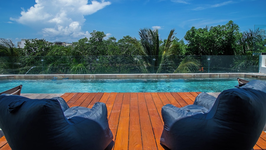 Living Bloom, Concept Hotel
