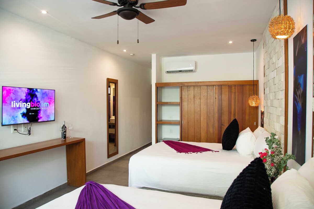 Superior Room | Down comforters, in-room safe, laptop workspace, blackout drapes