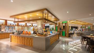 Bữa sáng buffet hàng ngày (98 CNY/mỗi người)