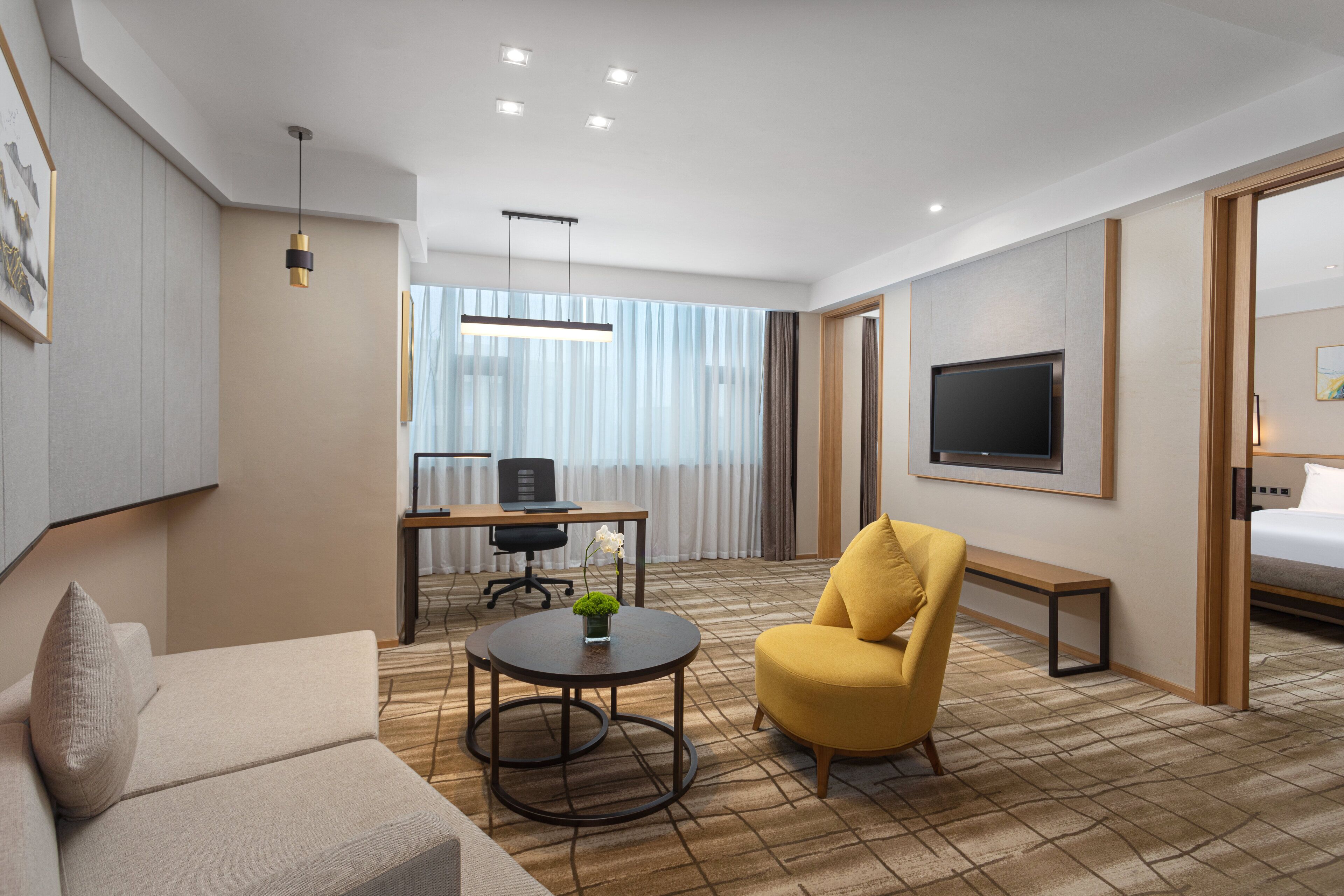 suite, 1 bedroom (dining) | 1 bedroom, premium bedding, minibar, in-room safe