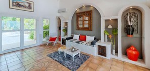 Fernseher, DVD-Player