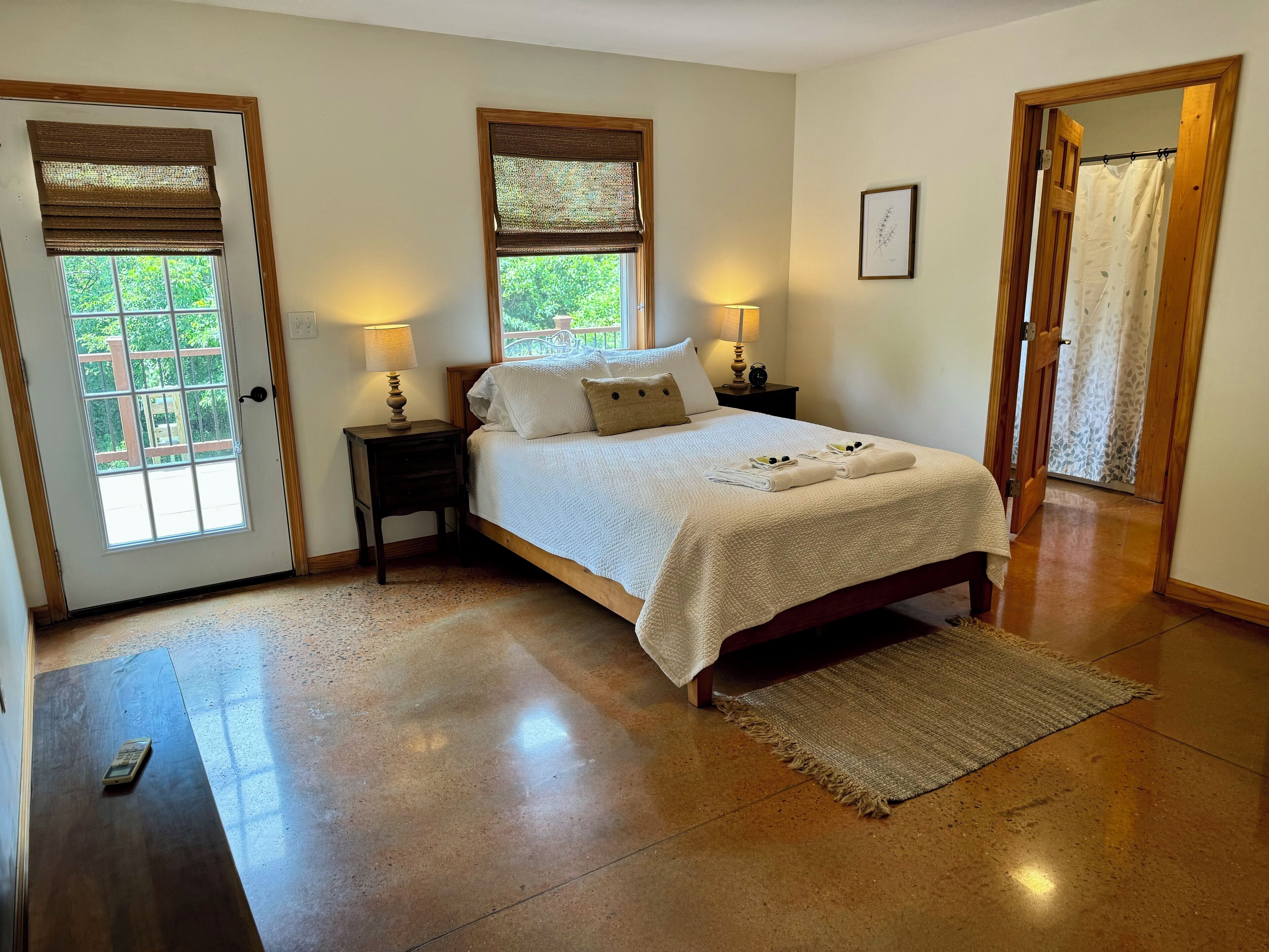 2 多间卧室、熨斗/熨衣板、免费 WiFi、床单