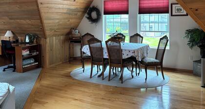 Hockinson Carriage House - You Won't Want to Leave