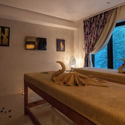 Bilik wap, mandi tangas / hammam, rawatan badan, balut badan