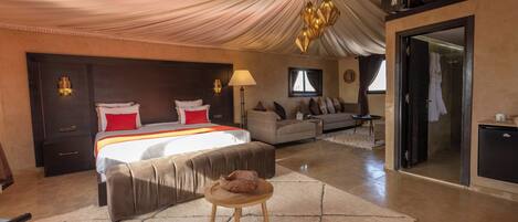 Lodge Exécutif L'Atlas | Egyptian cotton sheets, premium bedding, down comforters