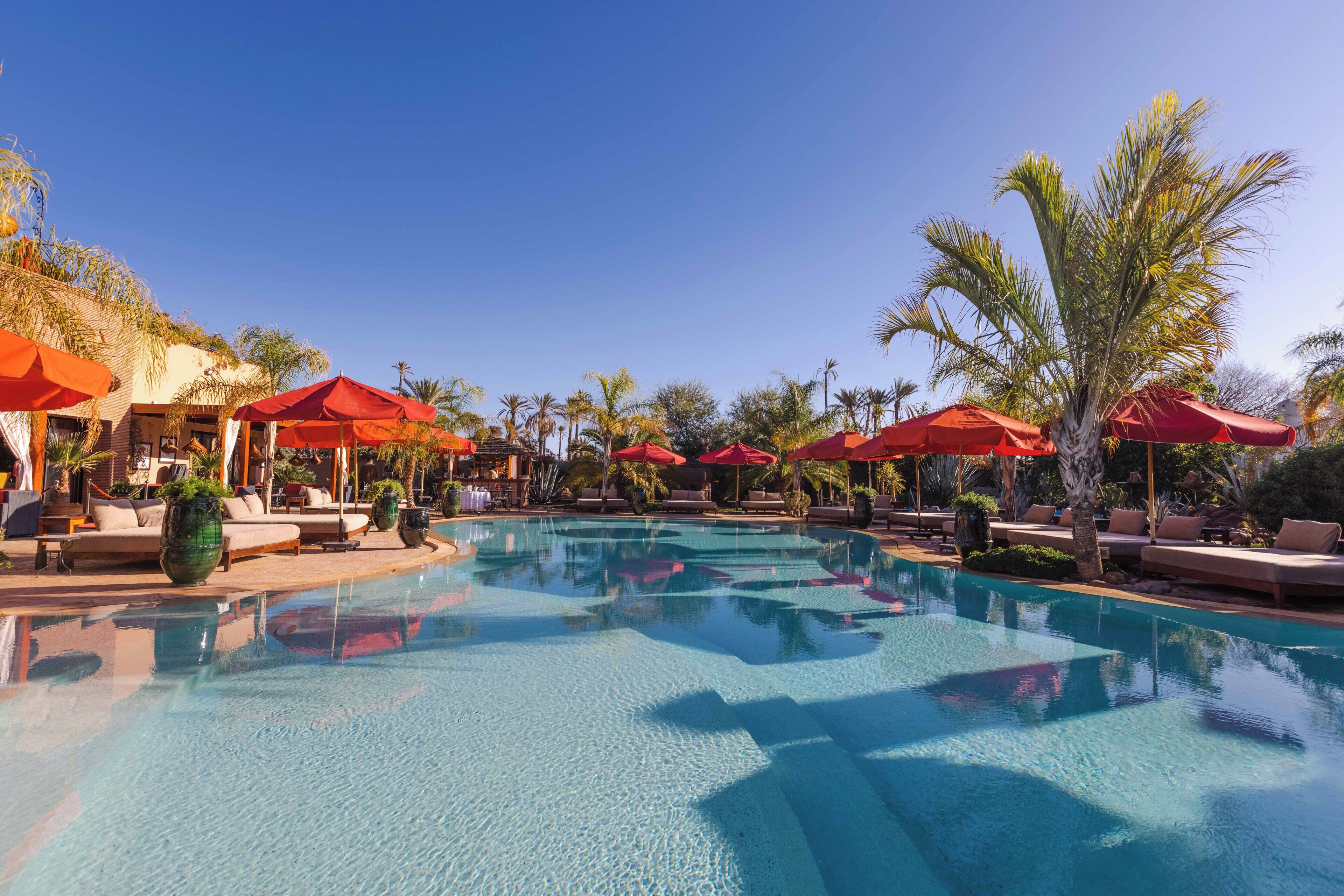 Outdoor pool, open 9:00 AM to 7:30 PM, pool umbrellas, sun loungers