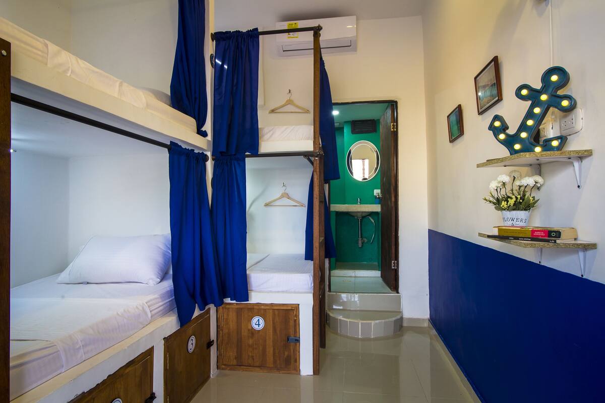 Dormitorio compartido Confort, dormitorio mixto (4 beds) | Wifi gratis y ropa de cama