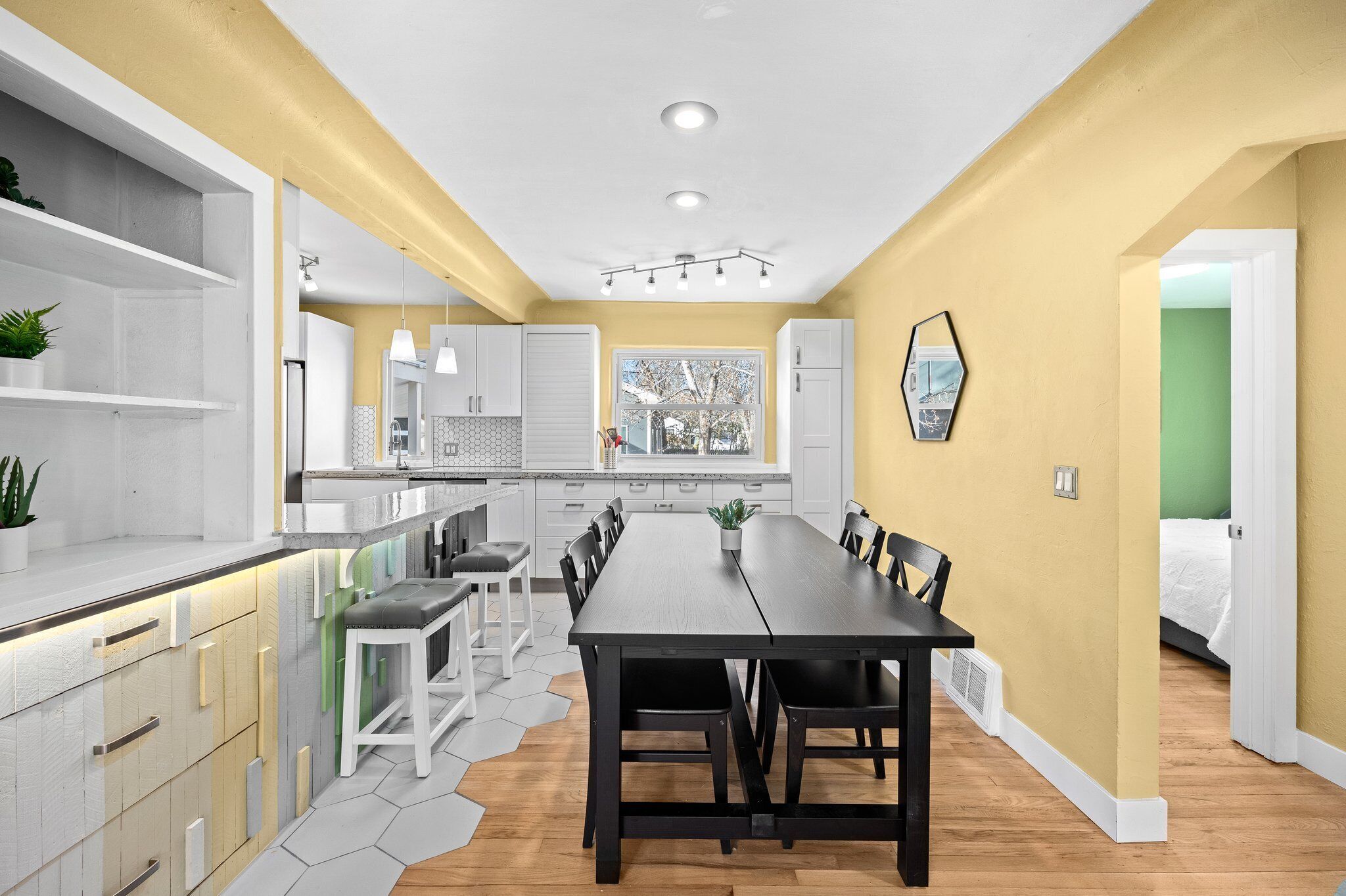 Gym, theater, hot-tub and 2 kitchens.