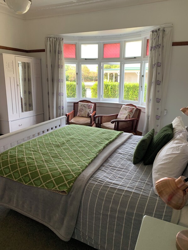 3 bedrooms, free WiFi, bed sheets