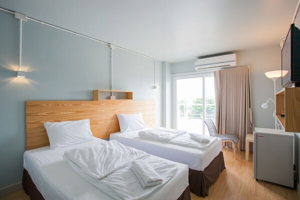 1 bedroom, free WiFi, bed sheets - Comfy accom. 1(BTS Saphan Khwai) (Bangkok)