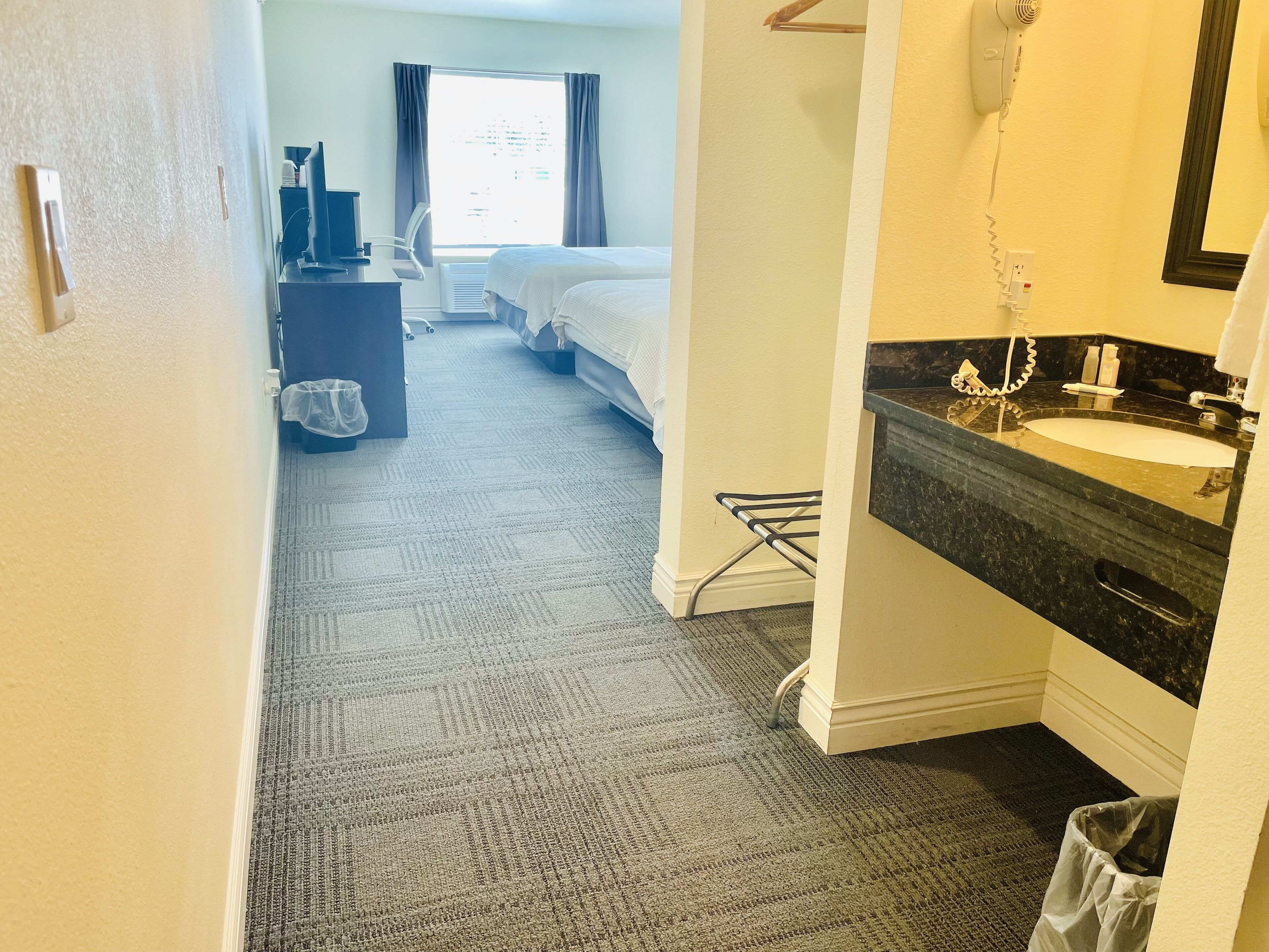 design room, 2 queen beds, non smoking | individually decorated, individually furnished, desk, laptop workspace