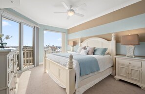 4 bedrooms, iron/ironing board, Internet