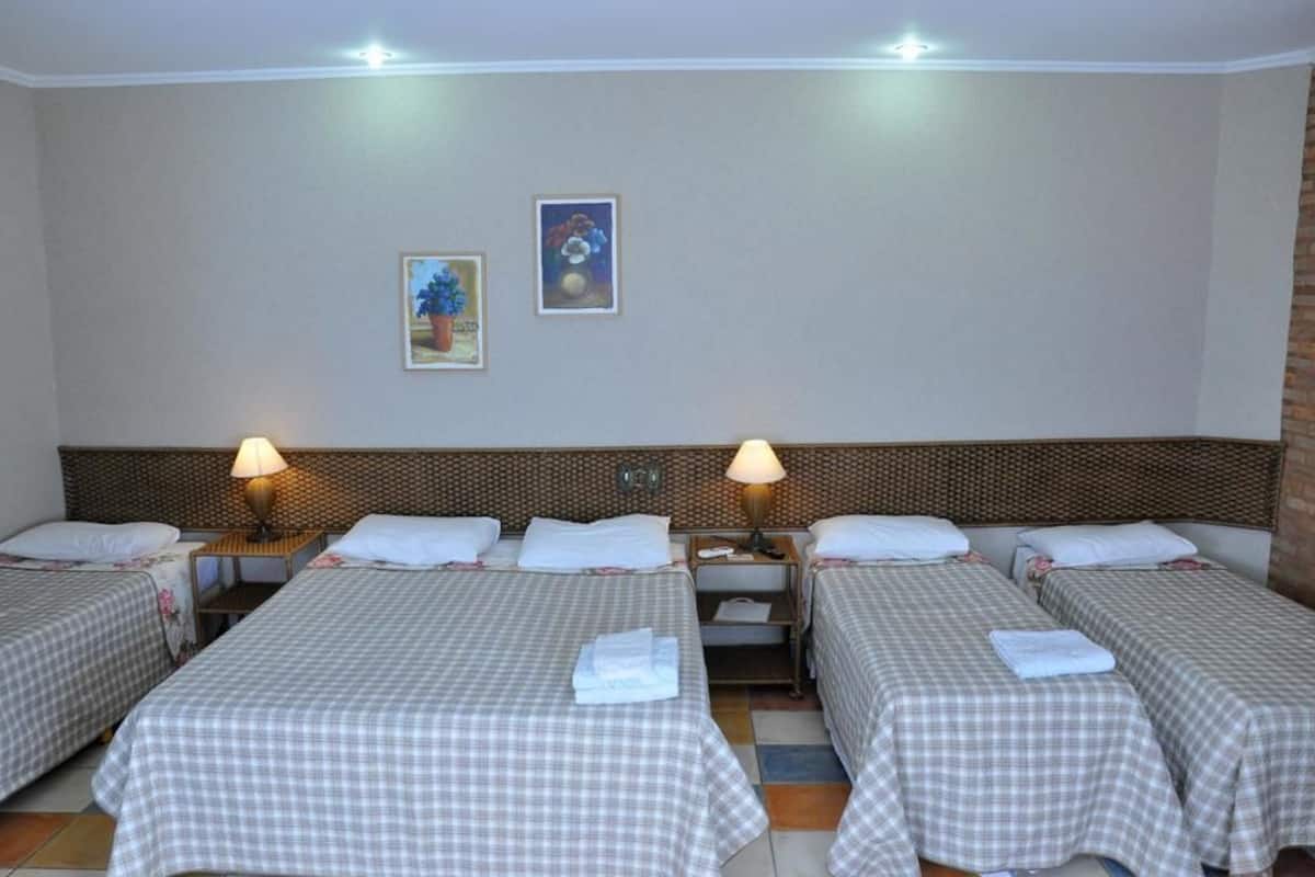 Duplex Família | Minibar, in-room safe, desk, free WiFi