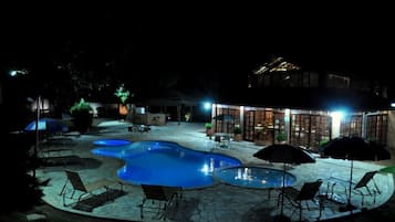 Outdoor pool, pool loungers